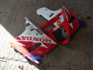 Honda RC45 Fairing Repair Restoration - image 7