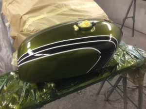 Honda CB 350 fuel tank respray Restoration - image 7