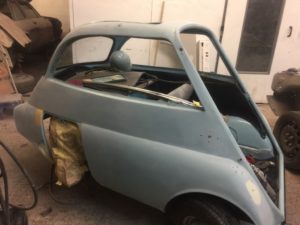 Isetta bubble car respray in progress Restoration - image 38