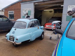 Isetta bubble car respray in progress Restoration - image 48