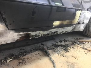 Porsche 944 Restoration - image 25