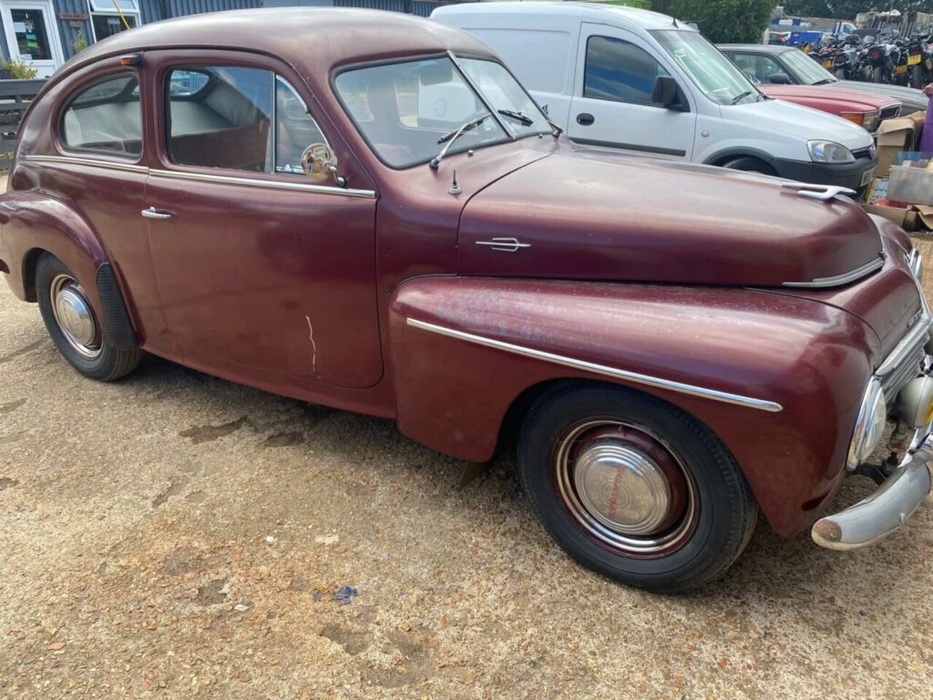 1953 Volvo PV444 ES
